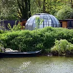 Thudi-nids En Bulles Lodge *
