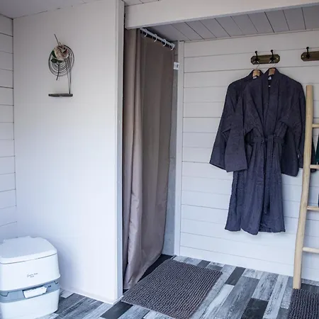 Lodge Thudi-nids En Bulles *